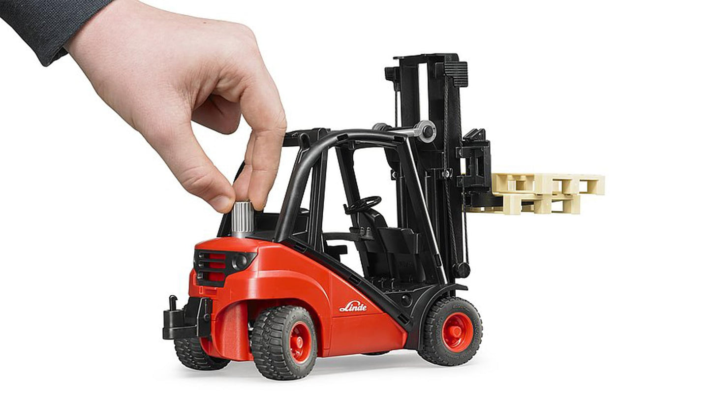 Bruder 02511 Linde H30D Forklift with 2 Pallets – Realistic Toy Construction Vehicle