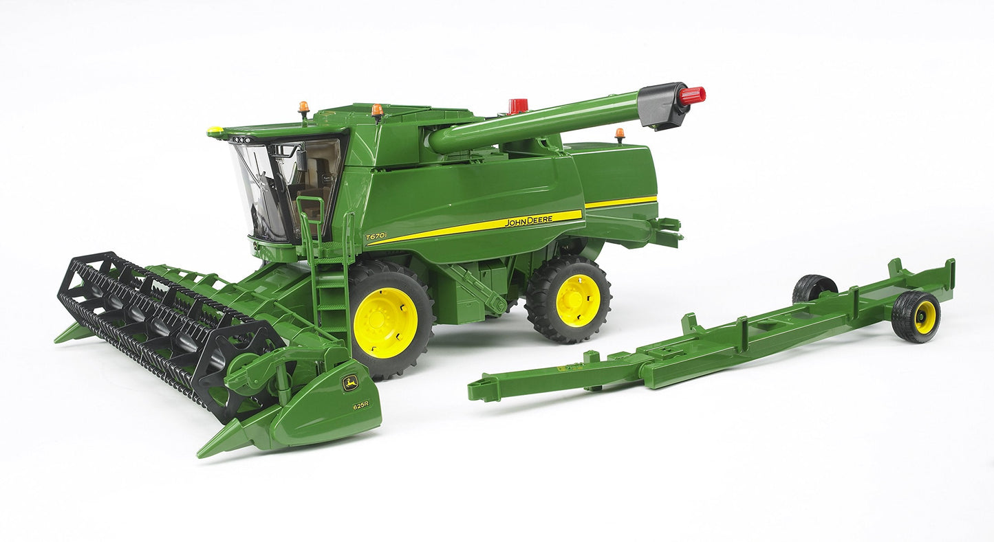 Bruder John Deere T670i Combine Harvester – 1:16 Scale, Realistic German-Made Toy