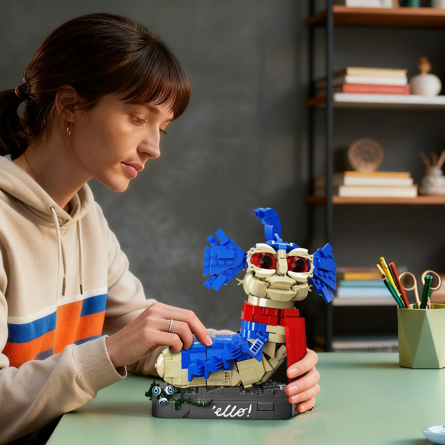 BVANFKJGR Worm Monster Building Block Toys Set – 669pcs, LEGO-Compatible, Fantasy Figure