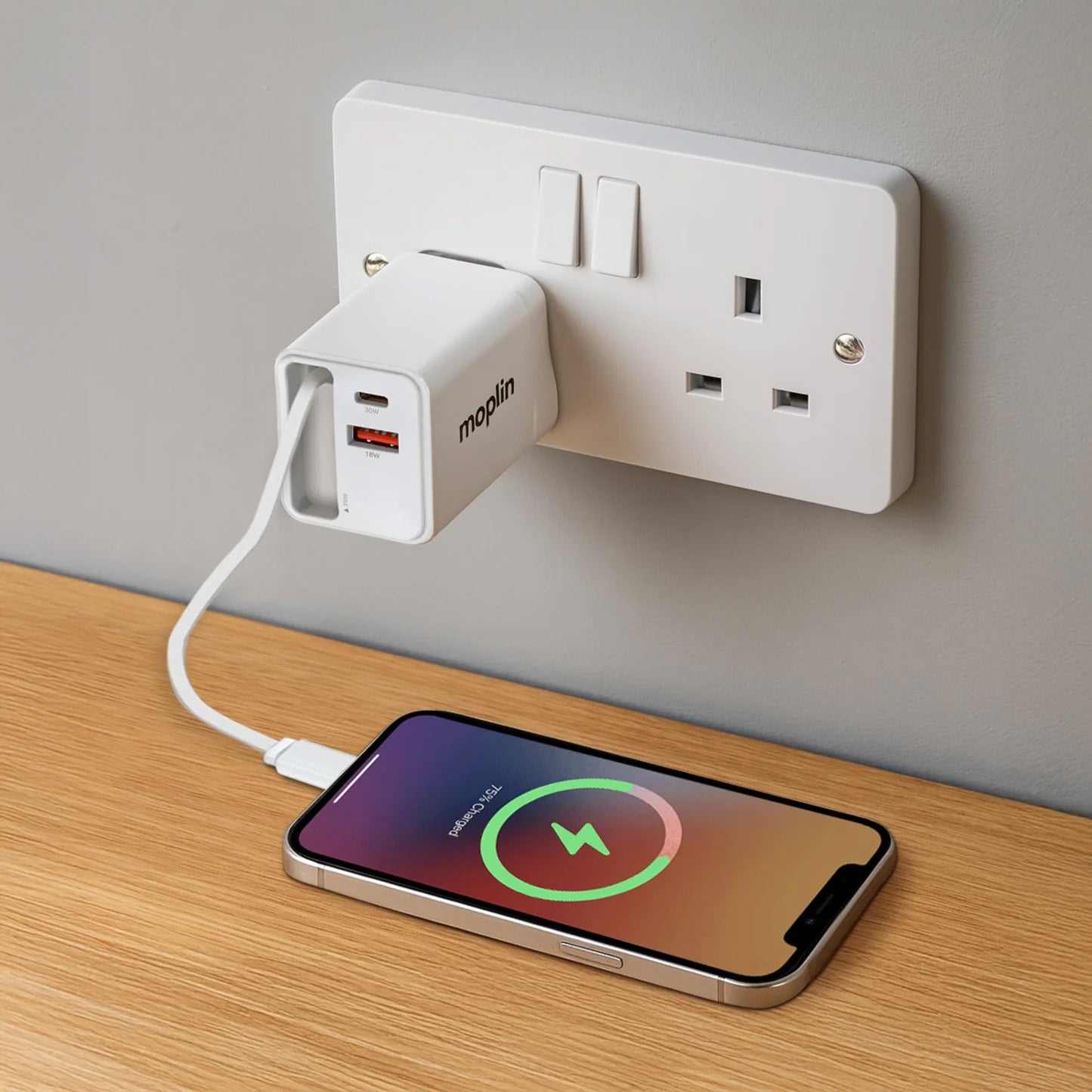 Maplin 35W GaN 2-Port USB Wall Charger with USB-C PD, USB-A QC 3.0 & Retractable USB-C Cable