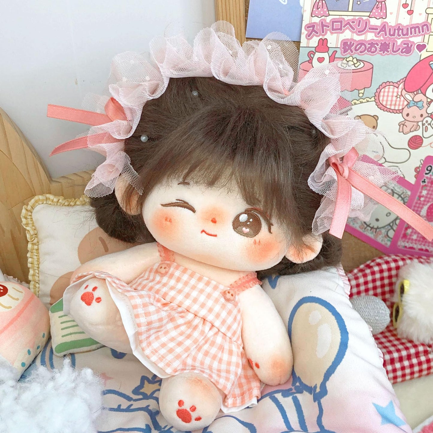 CALEMBOU Plush Doll Winkii 20cm – Cute Dress-Up Doll, Kawaii Anime Plush Toy