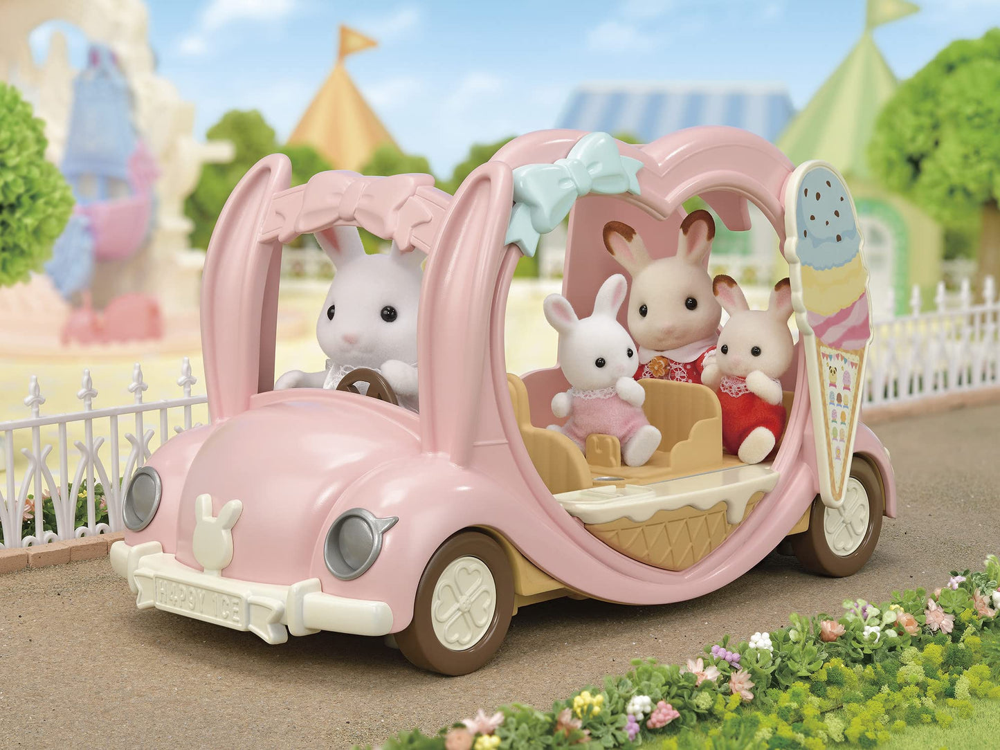 Calico Critters Ice Cream Van – Amusement Park Doll Playset with 28 Accessories