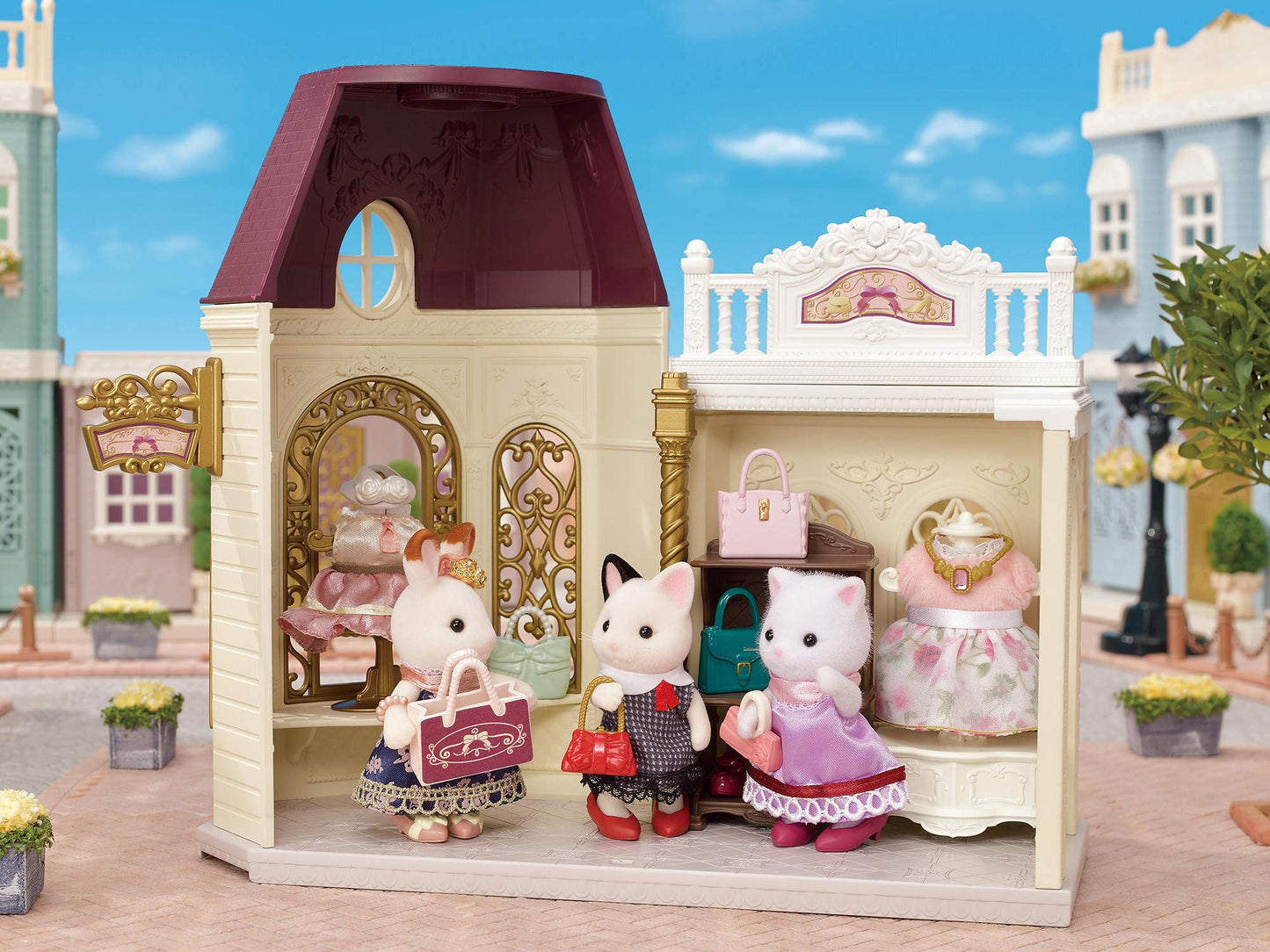 Calico Critters Fashion Playset Tuxedo Cat Felicia Outfit & Accessories