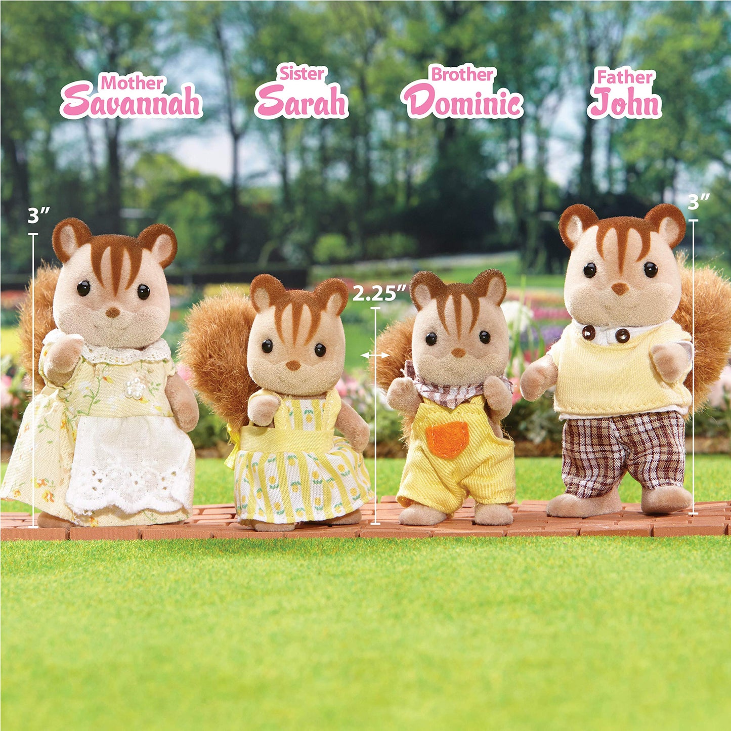Calico Critters Walnut Squirrel Family – 4-Piece Collectible Doll Figures for Ages 3+