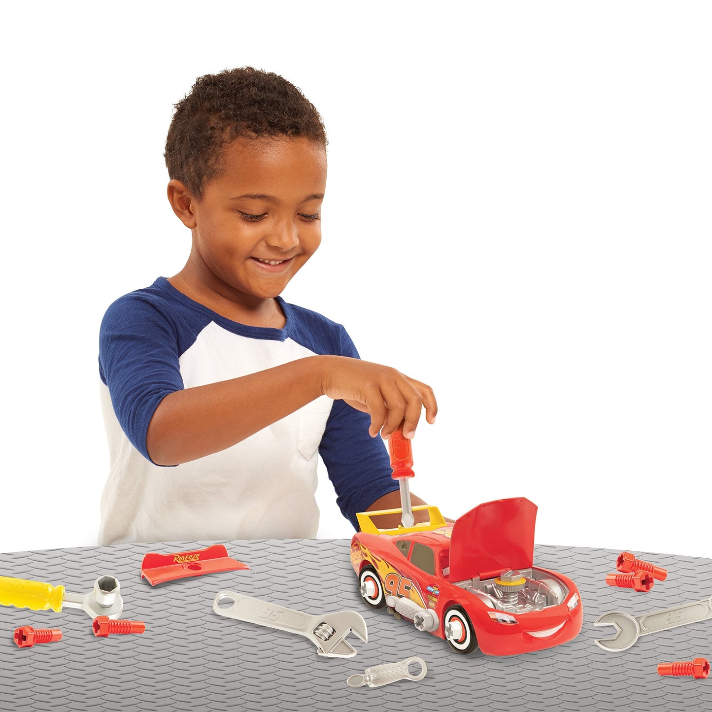 Cars 3 Just Play Transforming McQueen Tool Kit – Build, Tune & Customize