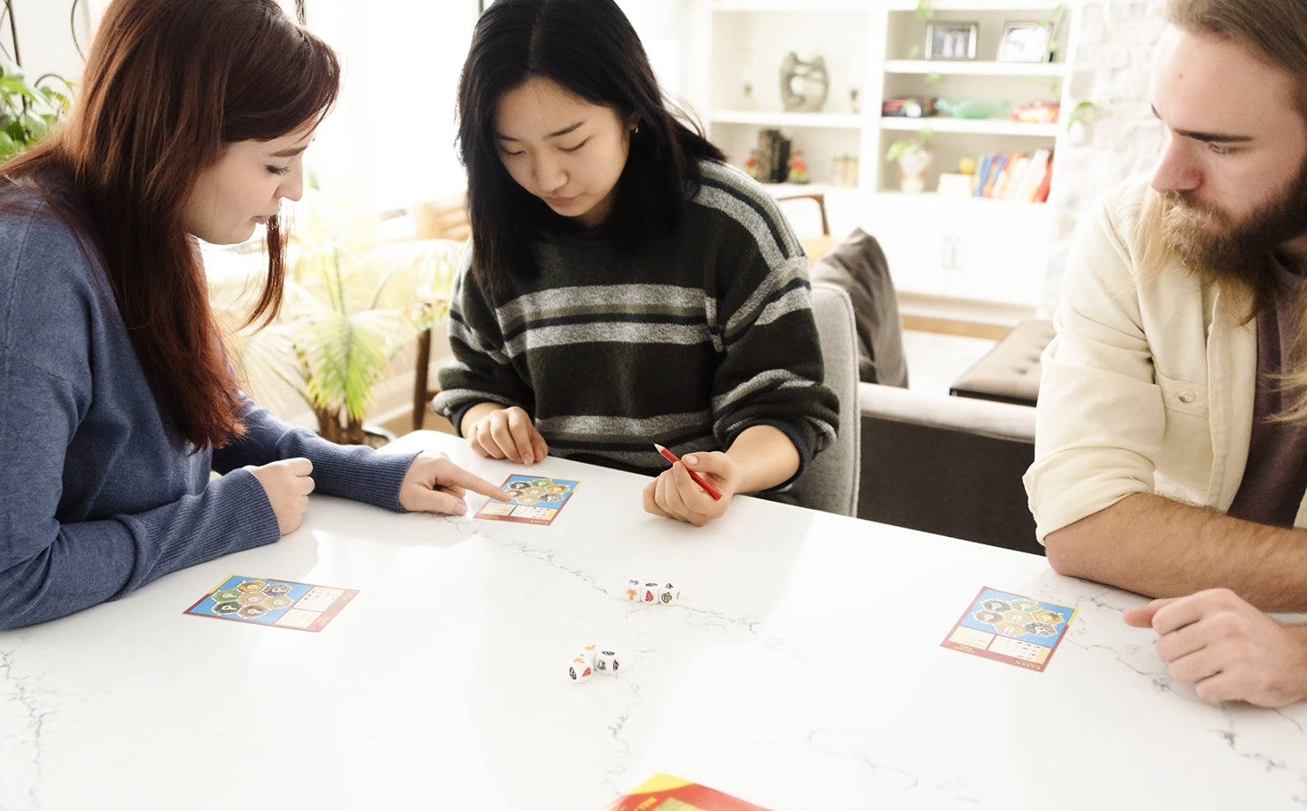 CATAN Dice Game – Portable Strategy for 1-4 Players | 15–30 Minute Play