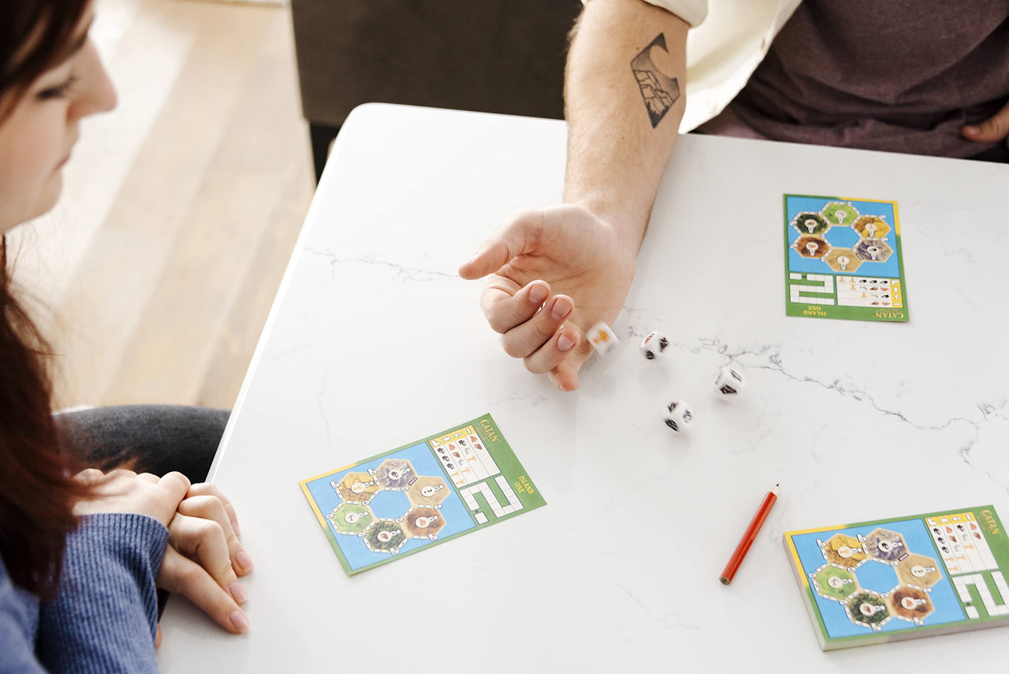 CATAN Dice Game – Portable Strategy for 1-4 Players | 15–30 Minute Play