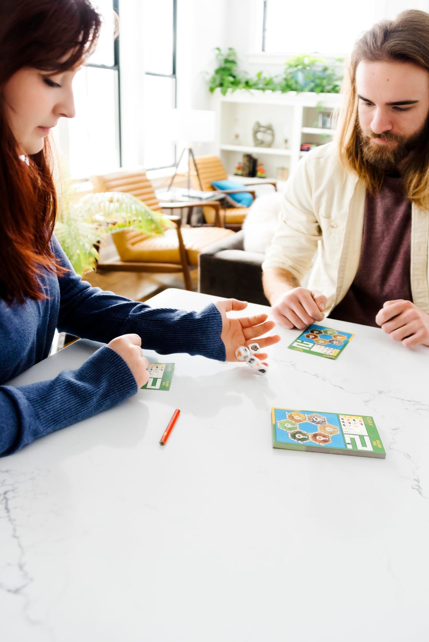 CATAN Dice Game – Portable Strategy for 1-4 Players | 15–30 Minute Play