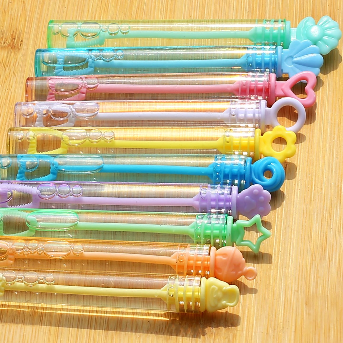 Cawiew Kids Bubble Party Favors 300-Pack Mini Bubbles with Gift Box Pastel