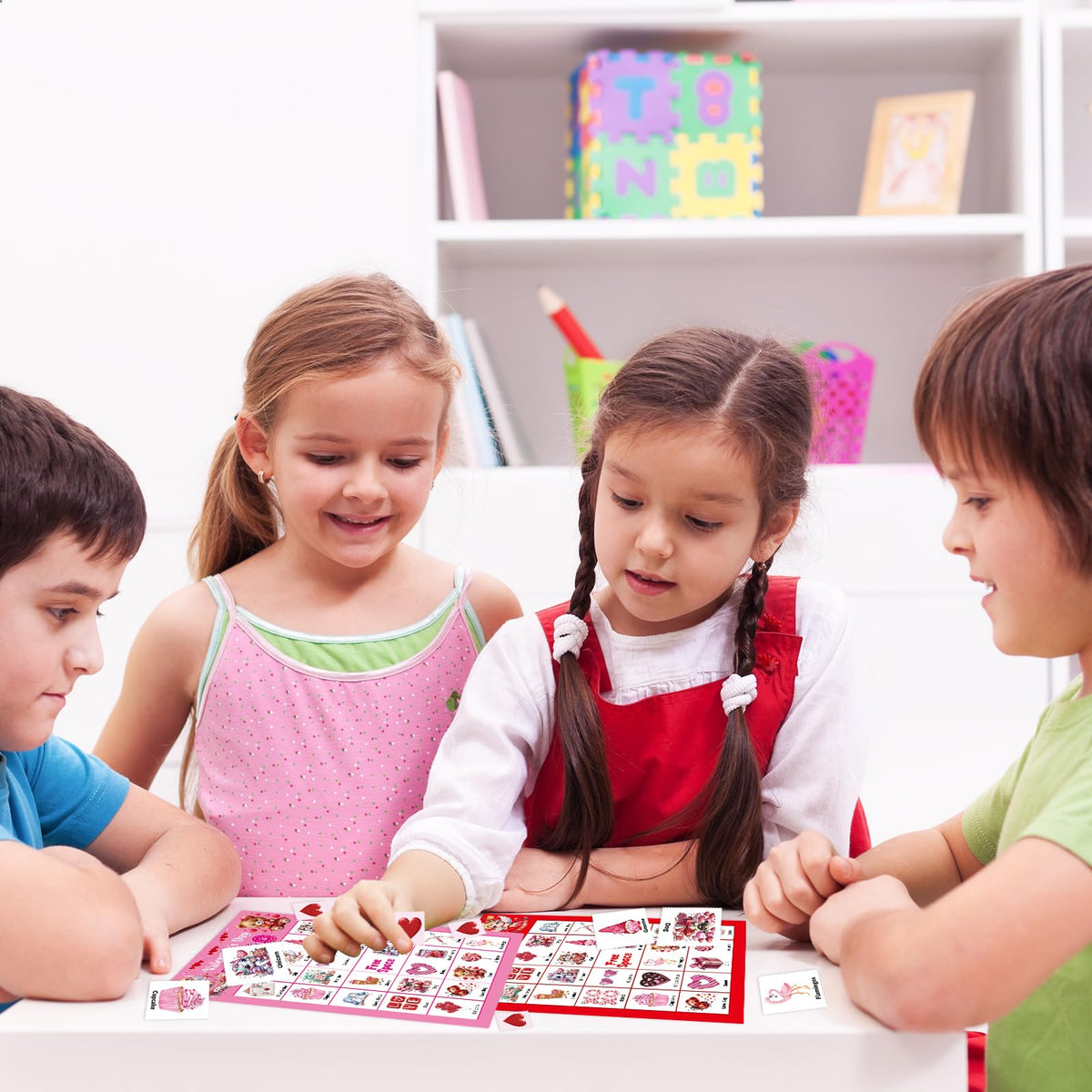 Ceiba Tree Valentines Day Bingo Cards — 24 Players, 7x5 Inch, Classroom & Party Fun