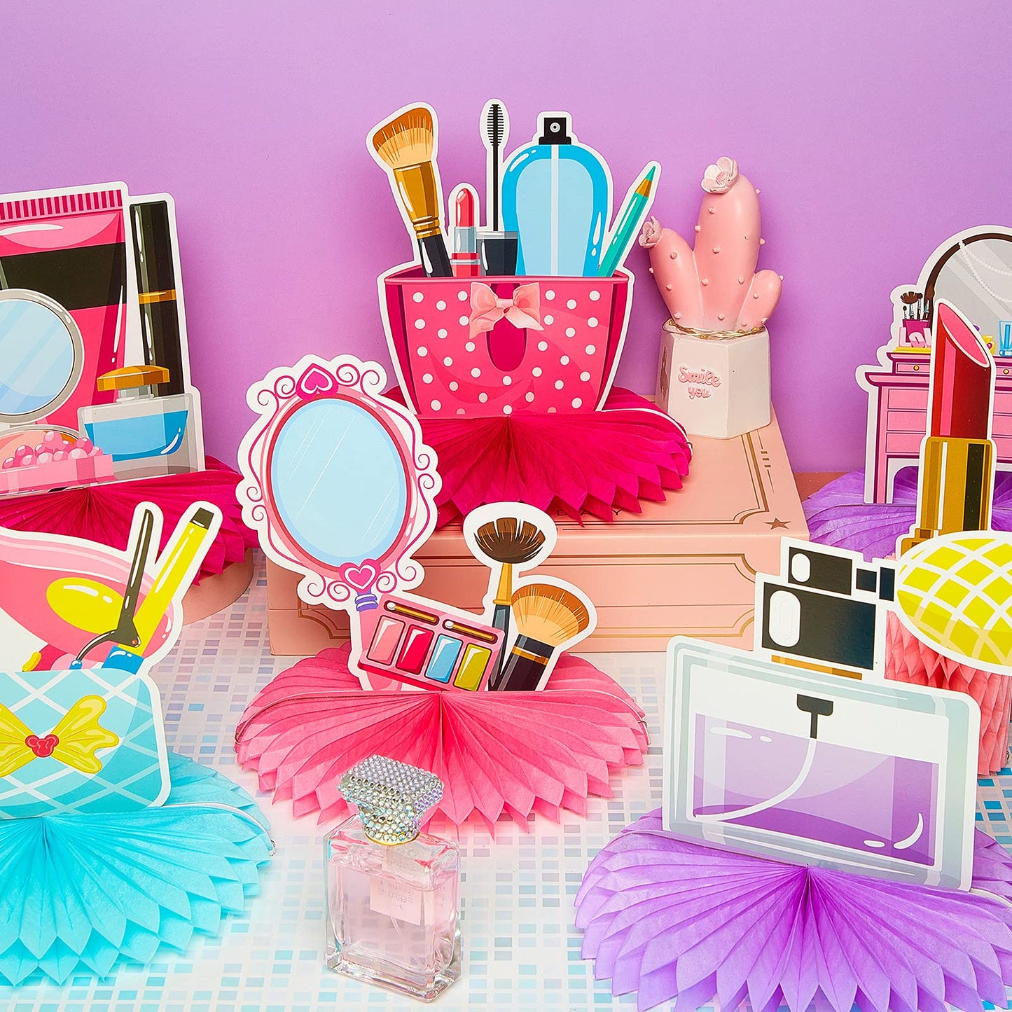 Censen 10-Piece Spa Party Decorations – Honeycomb Centerpieces for Nails, Perfume & Lipstick Theme