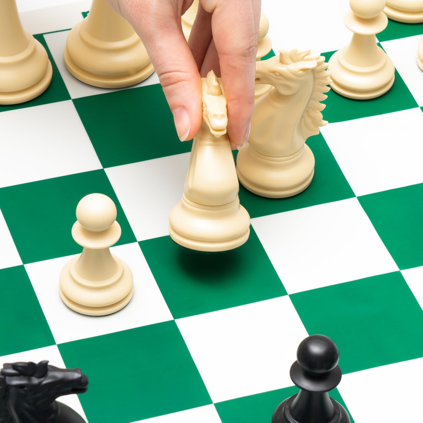 Chess Geeks: Best Chess Set Ever – Quadruple Weighted Tournament Set + Foldable Silicone Board
