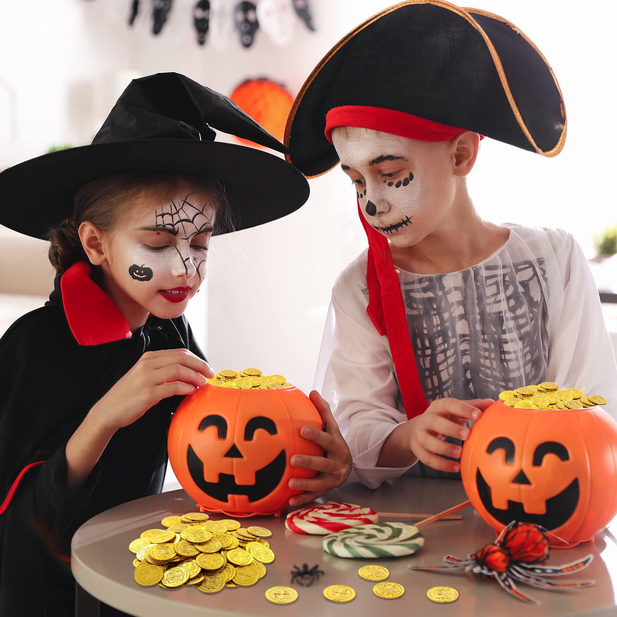 Chivao 300 Pcs Gold Plastic Treasure Coins — Pirate Party & Birthday Favors