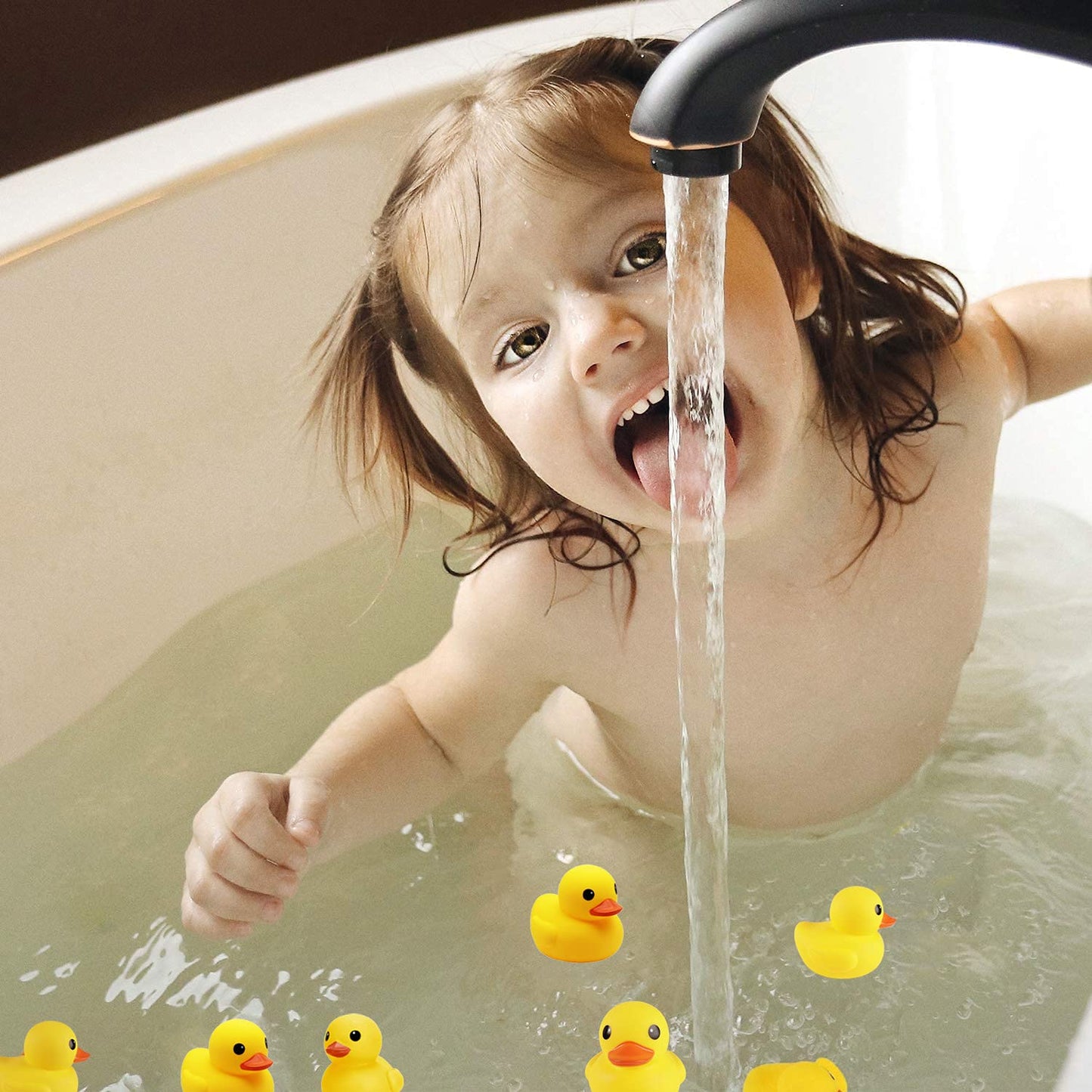 CICITOYWO Yellow Rubber Ducks – 10pcs Bath Toys for Toddlers, Baby Showers & Party Decor