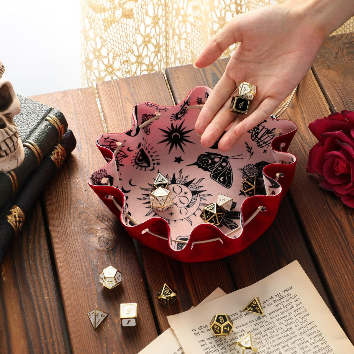 CiyvoLyeen Red Velvet Dice Tray with Drawstring Bag – Velvet RPG Gift for DND & Tabletop Gamers