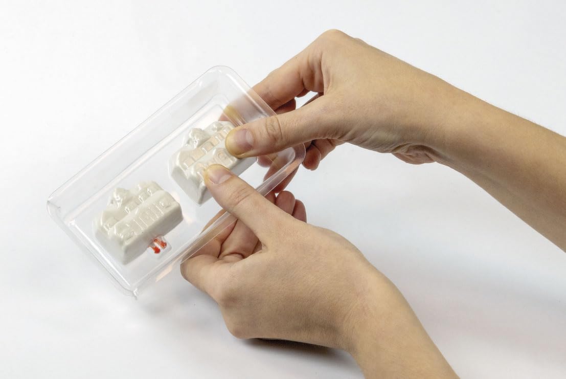 Clementoni Terrarium Stranger Things: Home of Vecna – Creative Play Kit