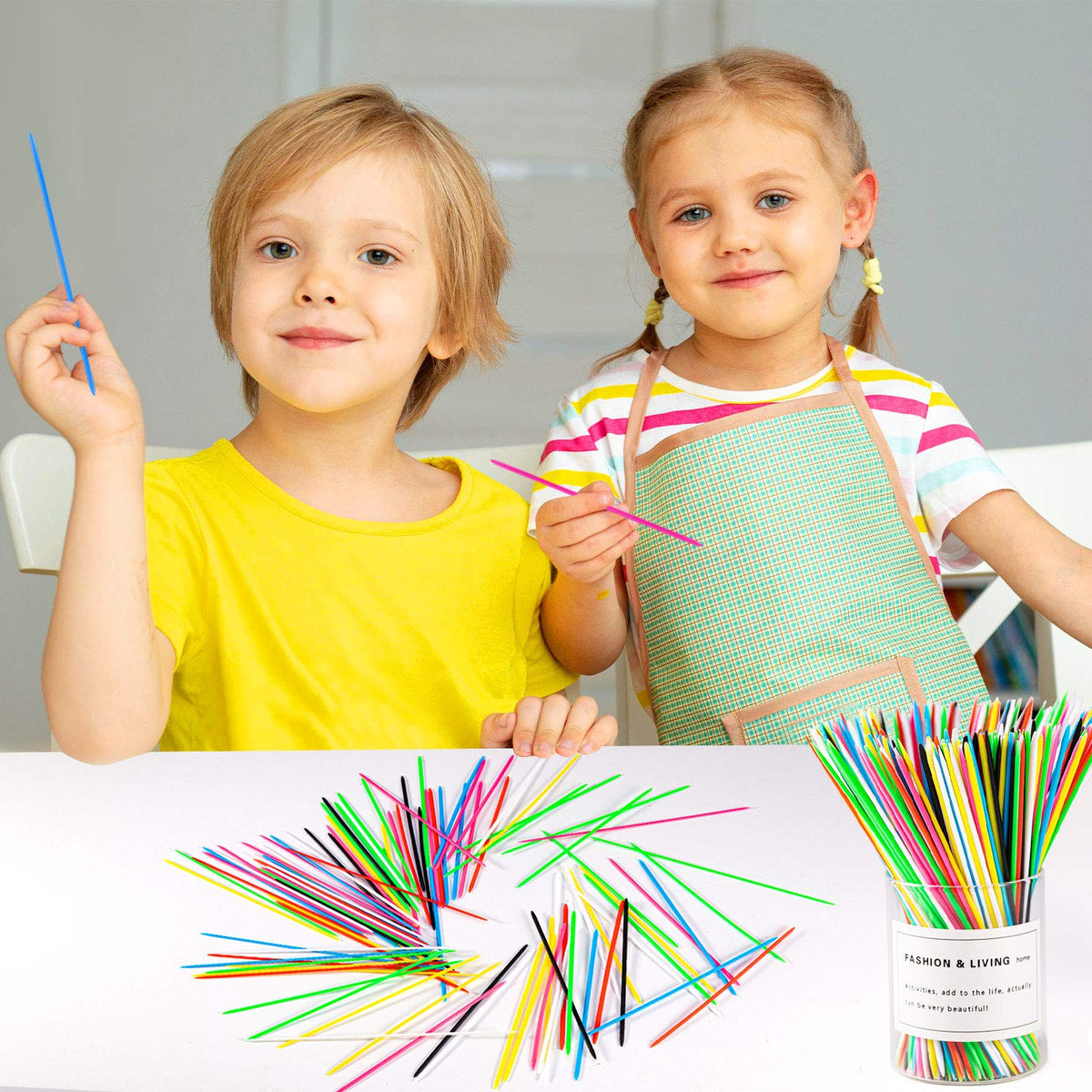 CLESDF Pick Up Sticks – 240-Piece Classic Family Game Set
