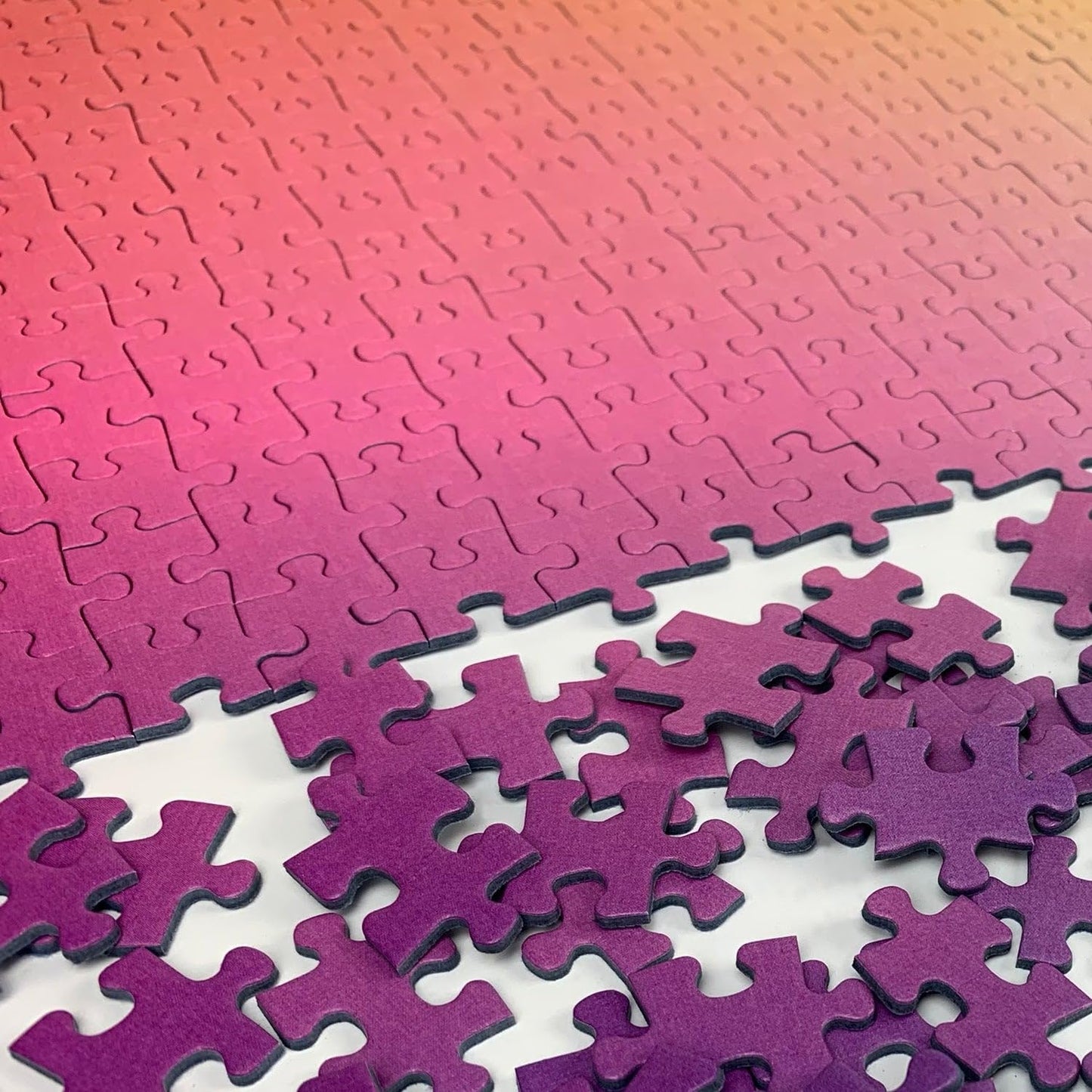 Cloudberries Gradient Puzzle – 1000-Piece Jigsaw for Adults with Rainbow Color Gradient
