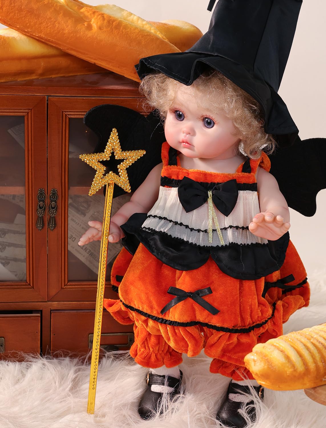 Cloveray Halloween Reborn 18-Inch Toddler Doll – Witch Outfit, Purple Eyes, Full Vinyl, Gift-Ready Display