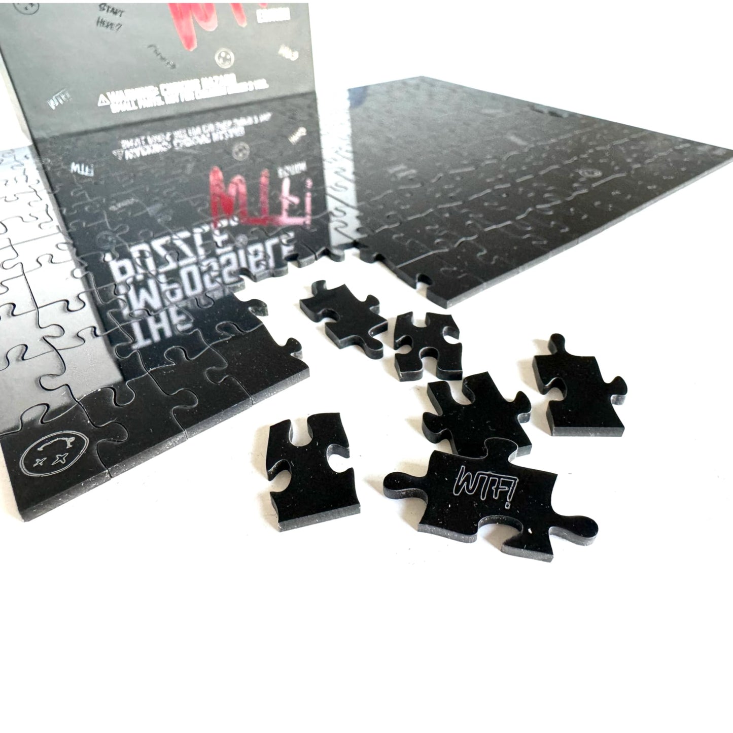 CM Originals The Clearly Impossible Puzzle – Ultra-Hard Jigsaw for Adults (1000/500/200/100 Pieces)