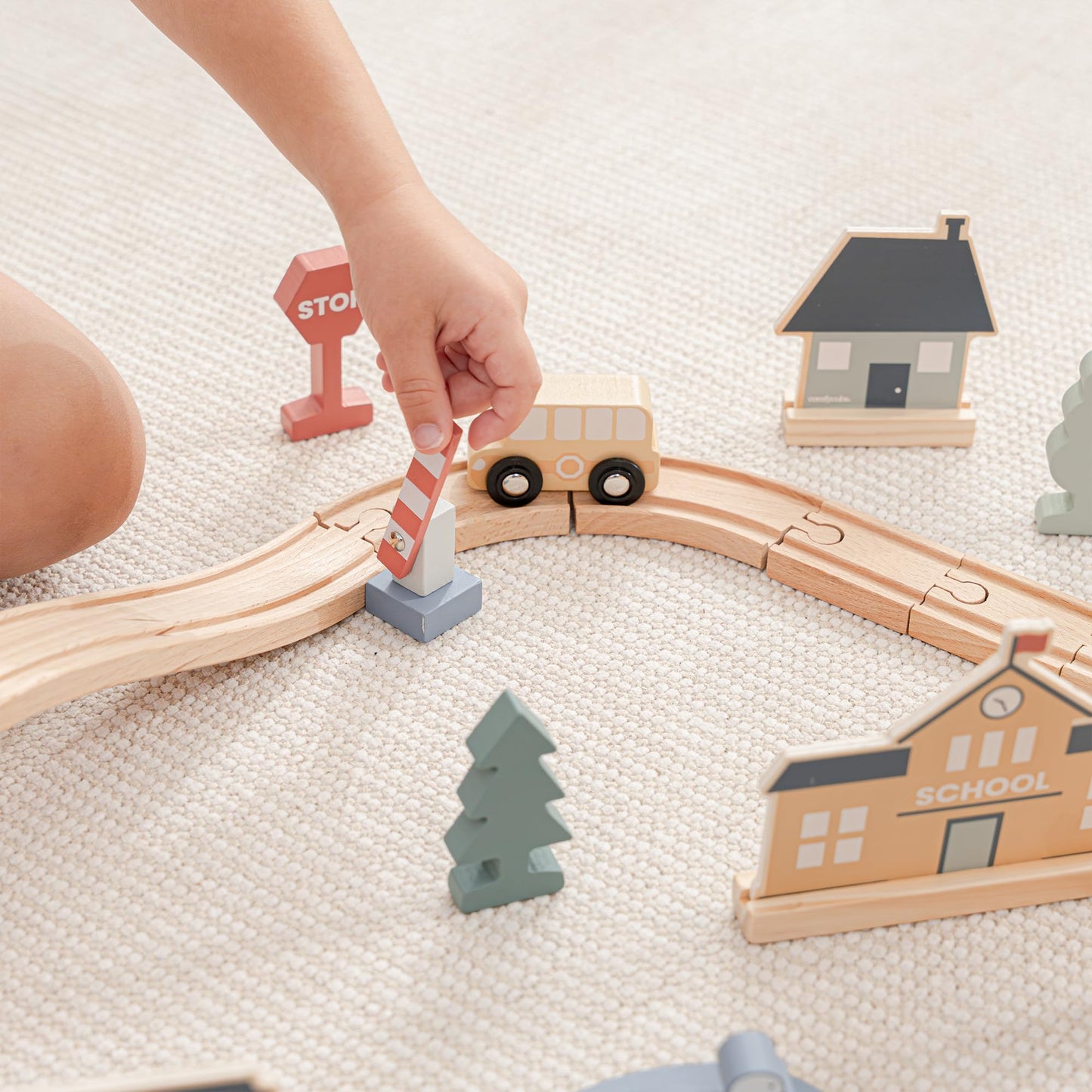 Comfy Cubs 100-Piece Wooden Train Set for Toddlers (Ages 1+) – Eco-Friendly & Expandable Tracks