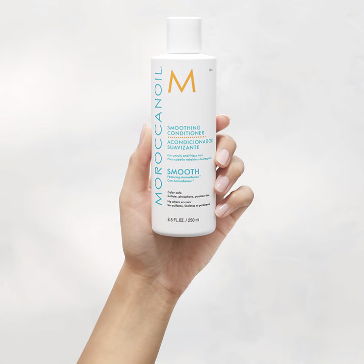 Moroccanoil Smoothing Conditioner Tames Frizz for Smooth, Manageable Hair 250 ml/8.45 oz
