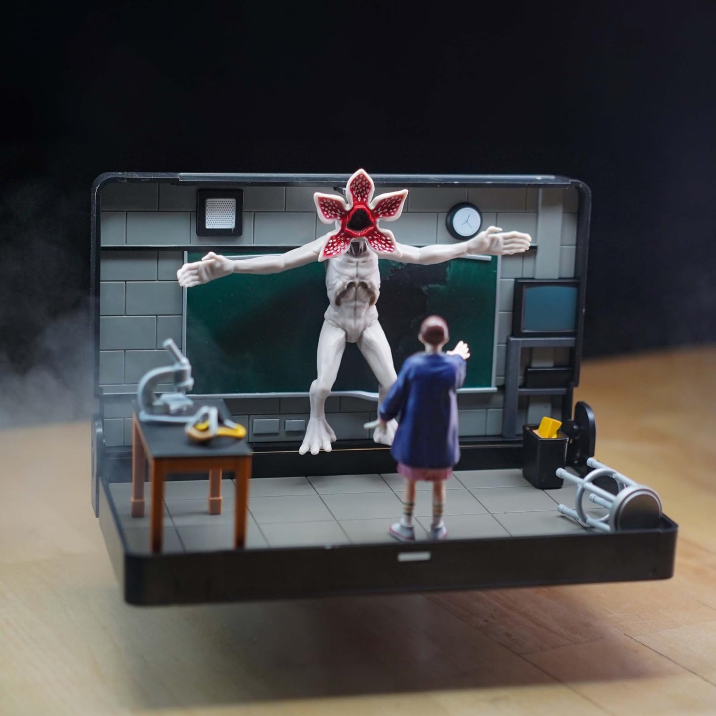 Console Heroes Stranger Things VHS Diorama: Eleven vs. Demogorgon | Collectible Display