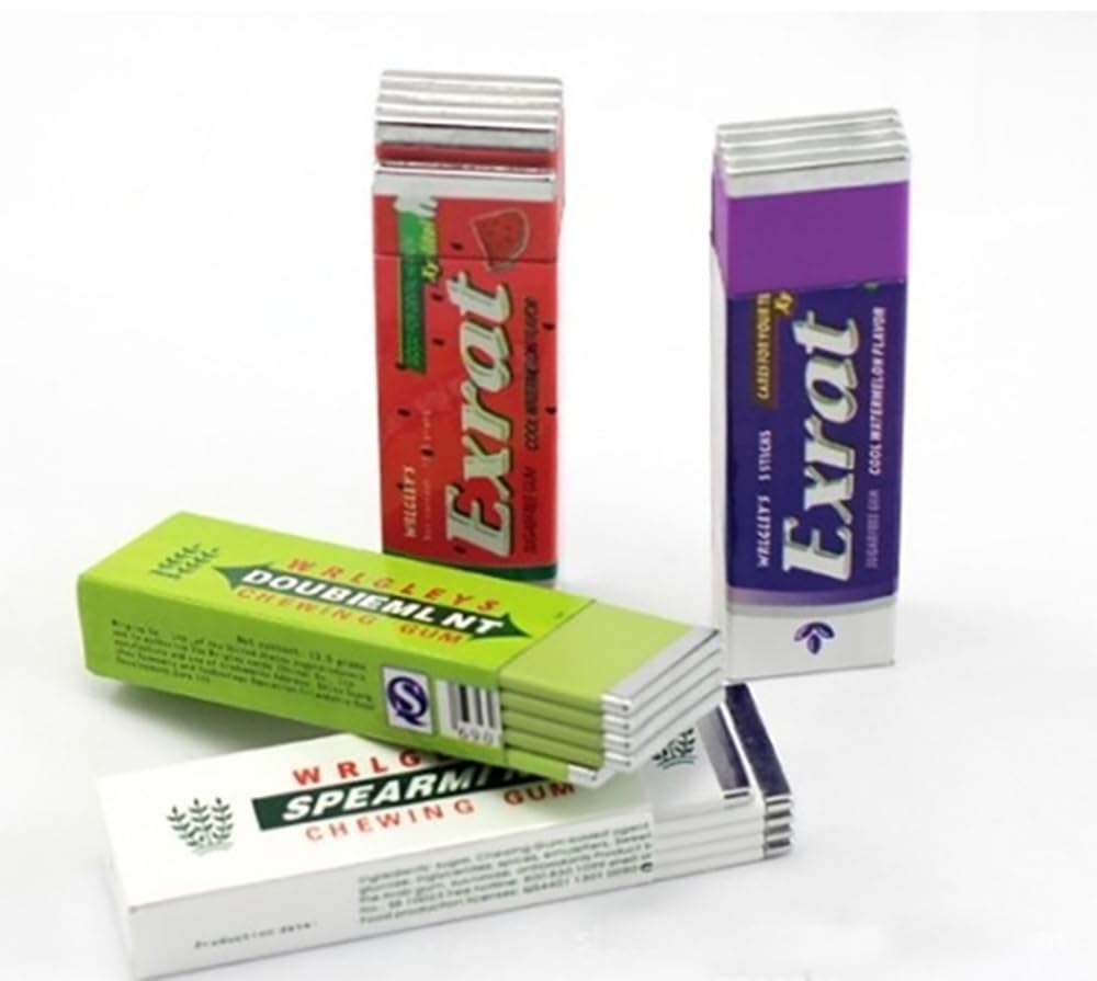 Cooplay 3pcs Shocking Hardcover Chewing Gum Prank Gadget - Electric Shock Toy