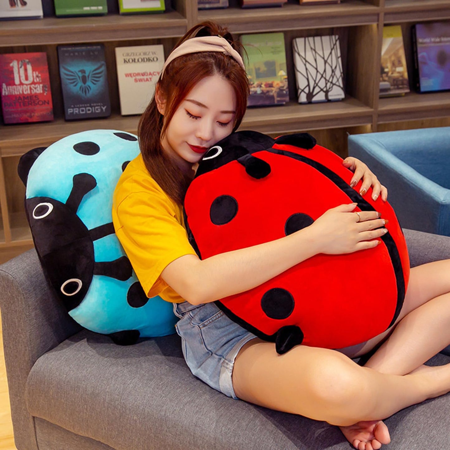 COSGOO 16-Inch Ladybug Plush Pillow – Soft, Cozy, Safe Gift