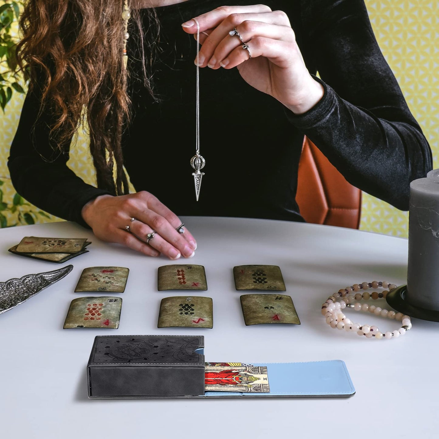 Coume PU Leather Tarot Case – Moon Design, Magnetic Closure, Travel-Friendly