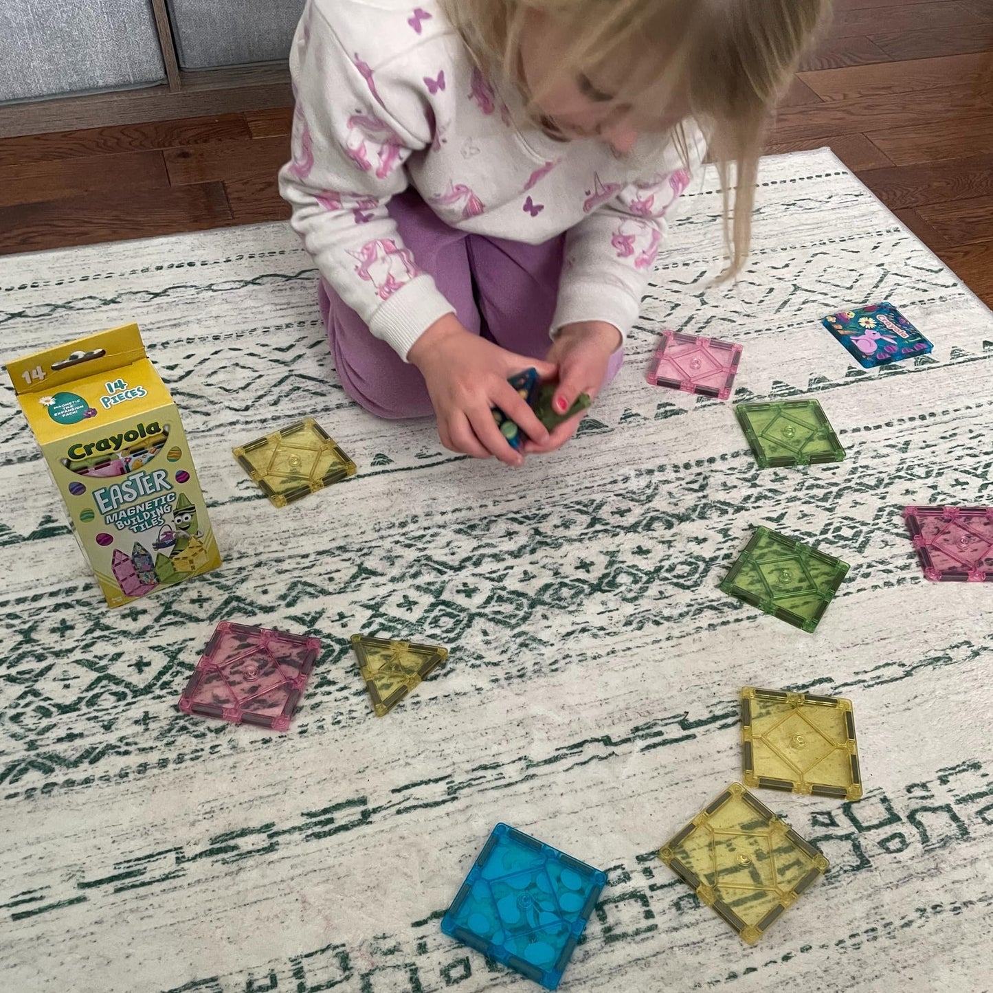 CreateOn Crayola Easter Magnetic Tile Set – 14-Piece STEM & Montessori Toys for Kids 3+