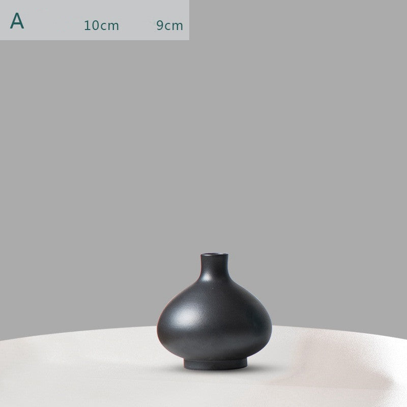 Creative Ceramic Vases For Living Room, Luxury Room and Office Decoration Accessories