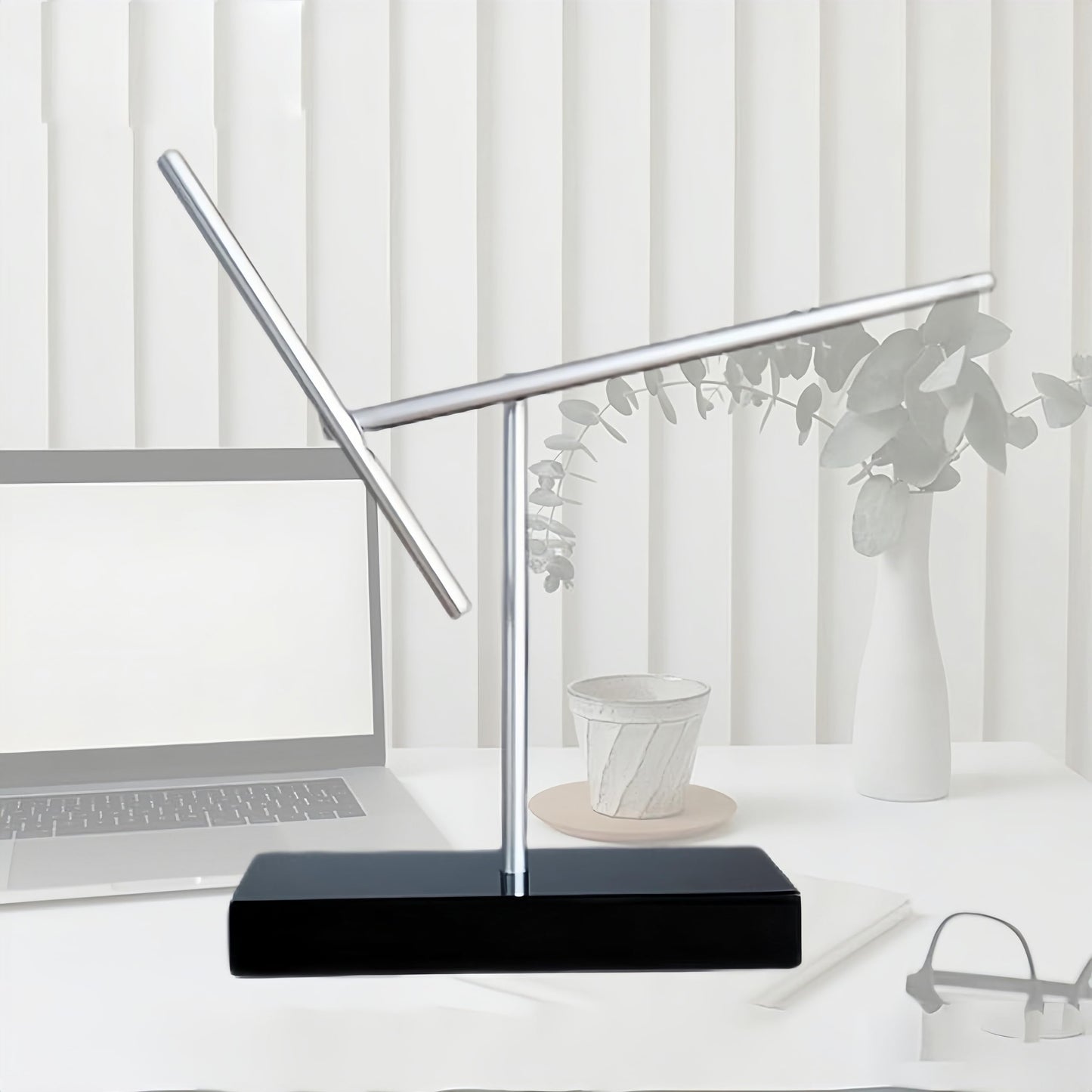 CulinaryEdge Kinetic Energy Sculpture Pendulum – Desktop Perpetual Motion Ornament