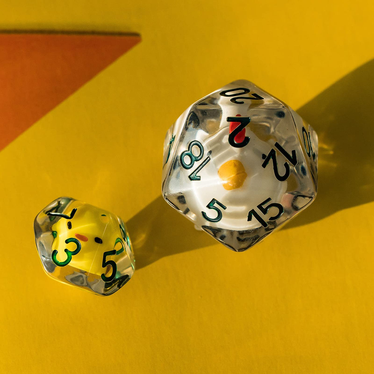 Cusdie 8-Die DND Dice Set with Chick Inside – Handmade Resin Polyhedral Dice for RPGs