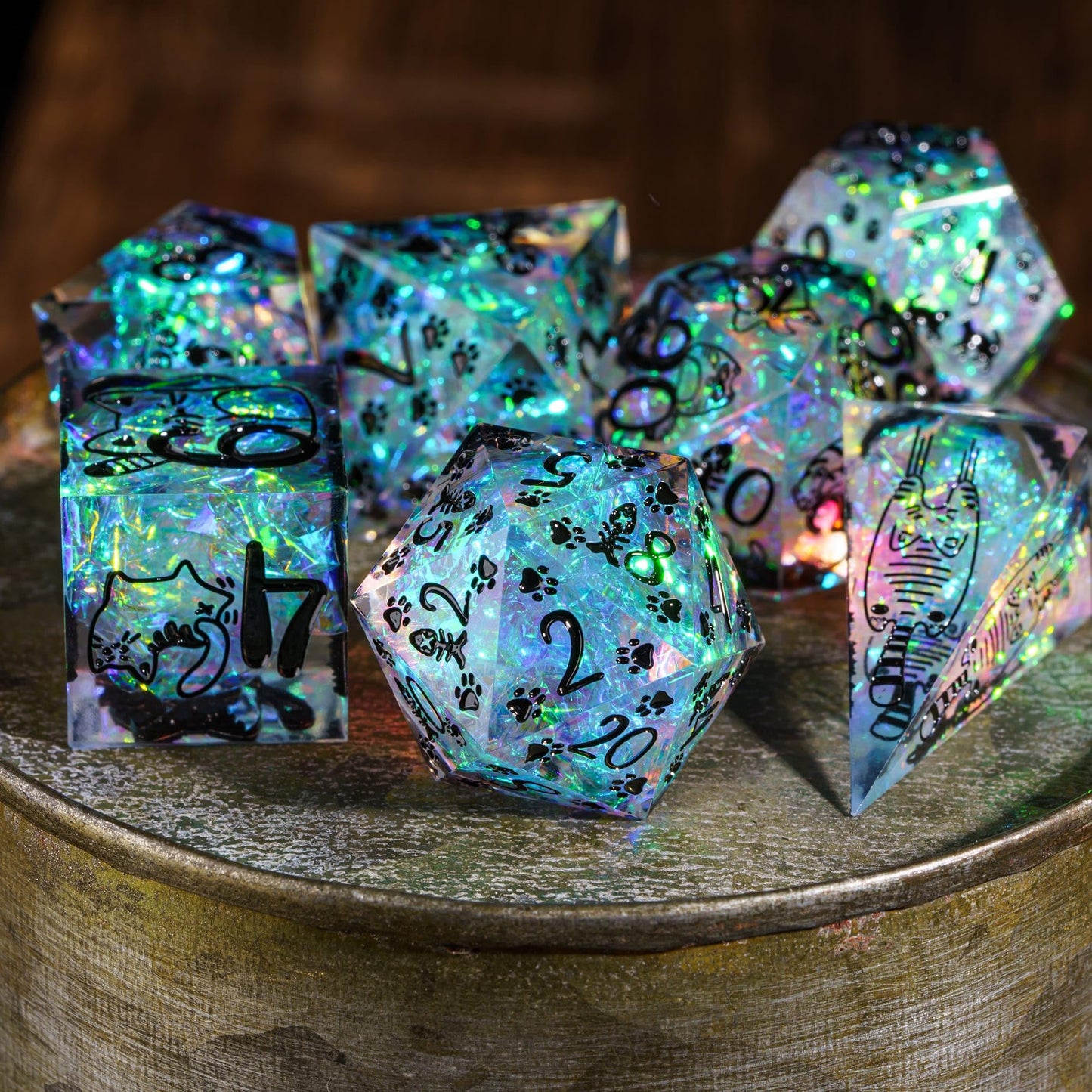 Cusdie 7-Die Sharp Edges DND Dice Set with Cat Pattern