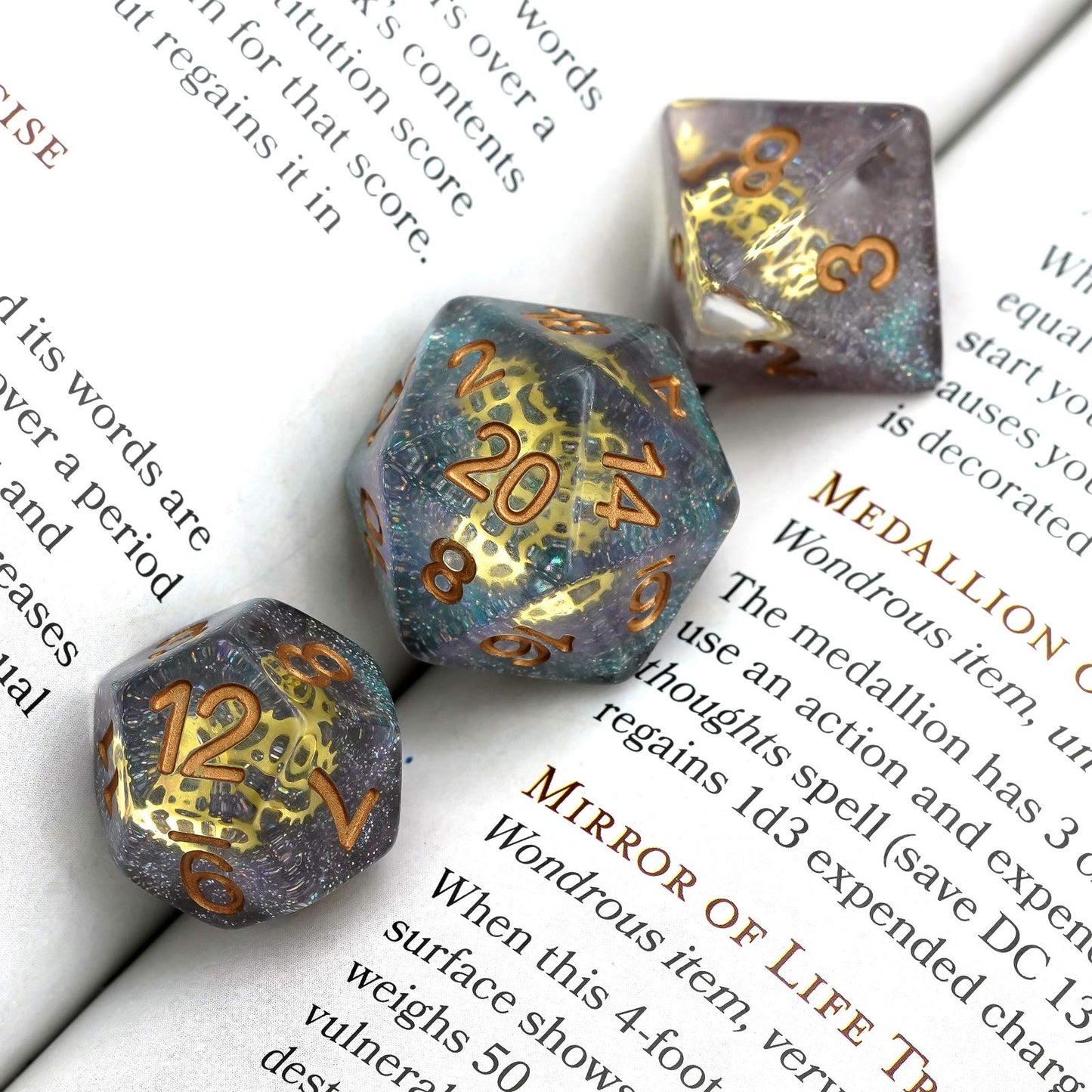 Cusdie Gear-Filled Galaxy DND Dice Set with Golden Gears | Polyhedral Dice