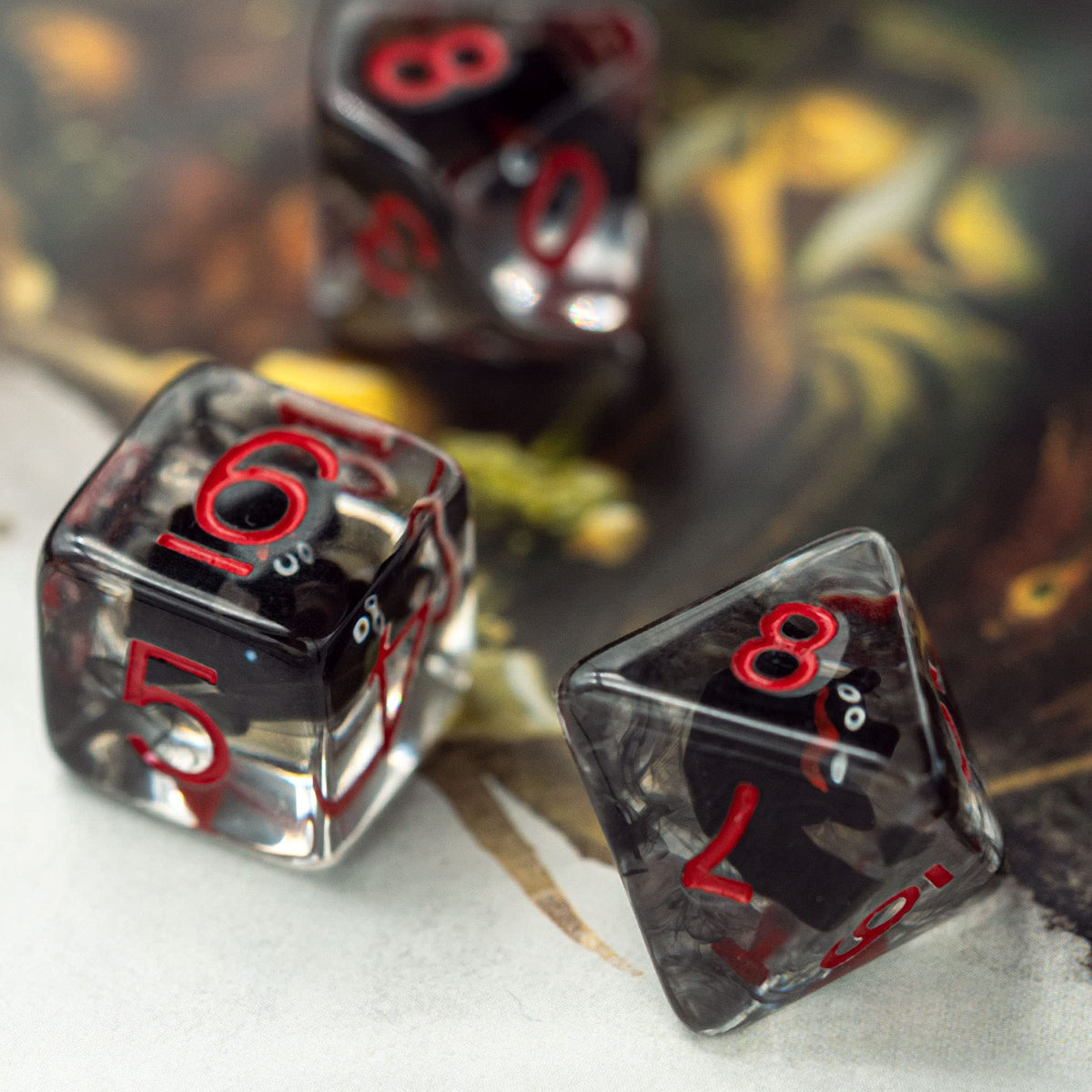 Cusdie 7-Die Bat-Filled DND Dice Set – Handmade Resin Polyhedral Dice for Halloween RPGs