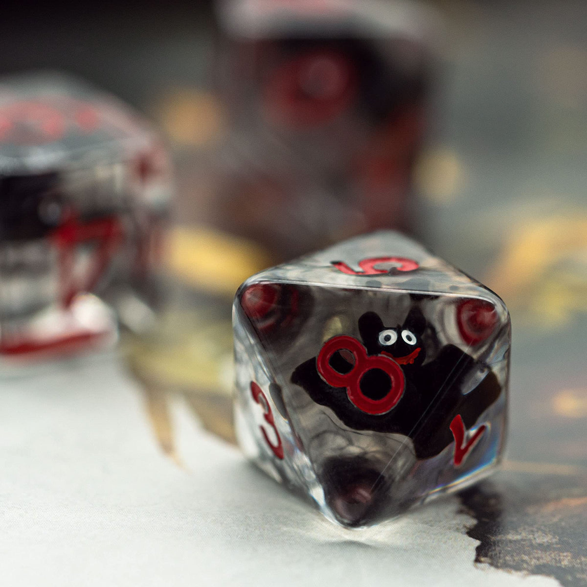 Cusdie 7-Die Bat-Filled DND Dice Set – Handmade Resin Polyhedral Dice for Halloween RPGs