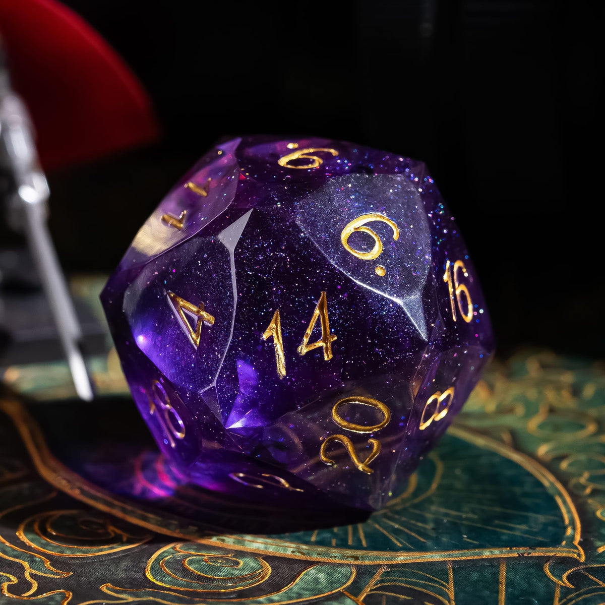 Cusdie Purple & Black D20 Dice — Cut Sharp Edges, Glitter Foil, 30mm Handcrafted