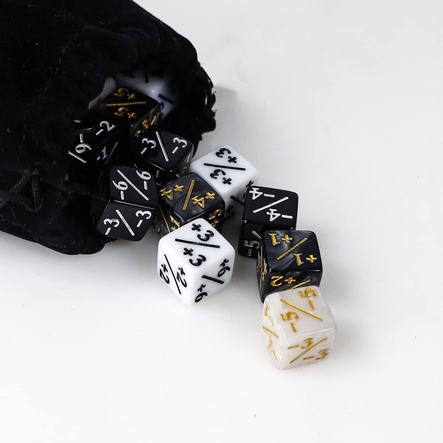 CUUKSHKN 48-Piece MTG Dice Counters – Glitter Sparkle D6 Tokens, Black & White