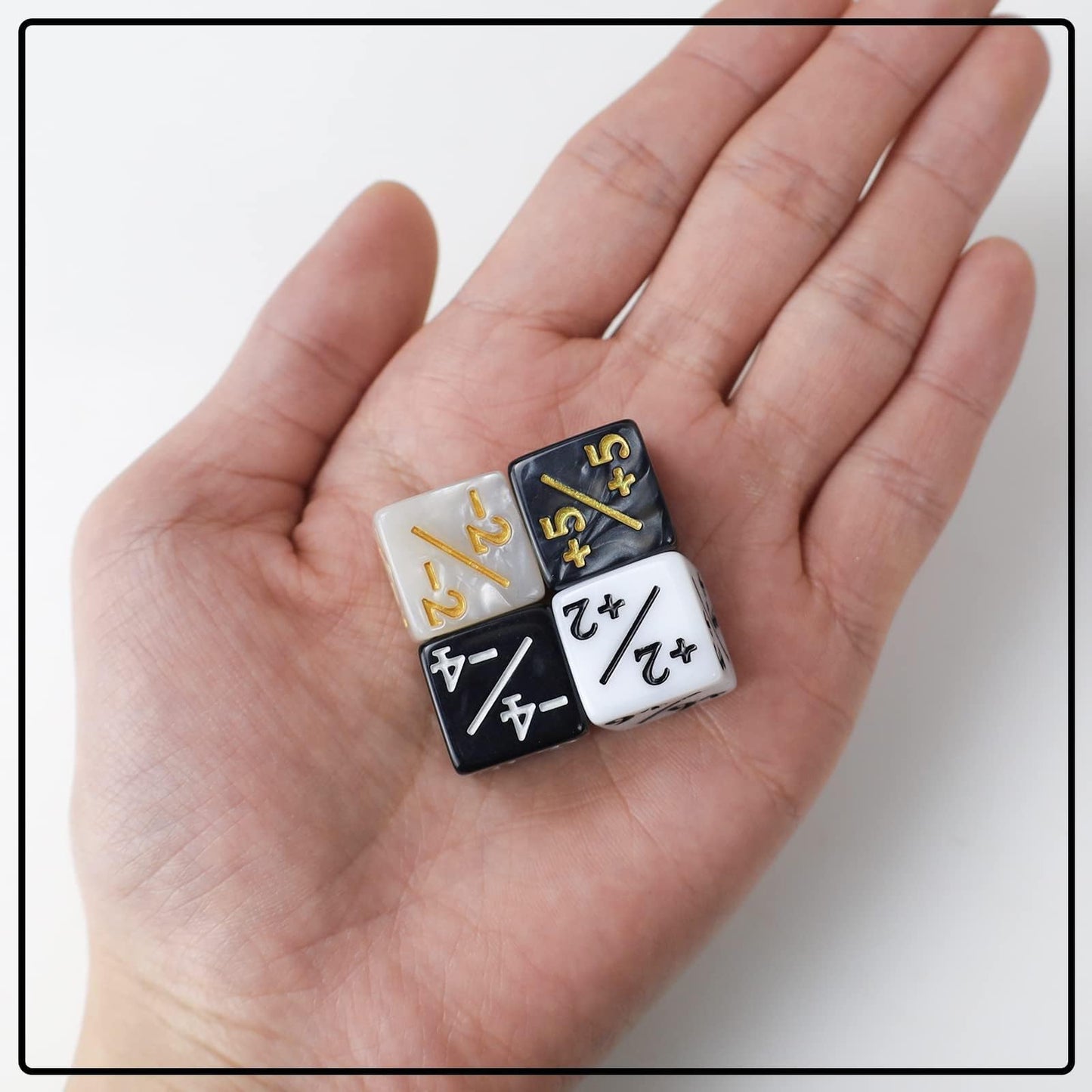 CUUKSHKN 48-Piece MTG Dice Counters – Glitter Sparkle D6 Tokens, Black & White