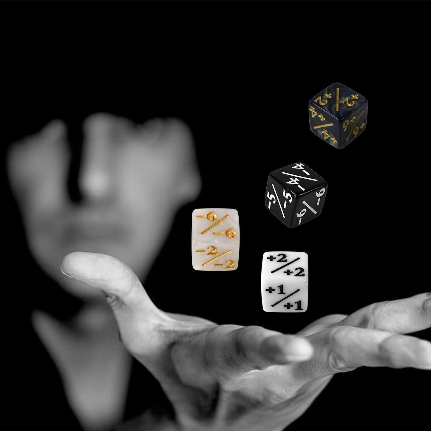 CUUKSHKN 48-Piece MTG Dice Counters – Glitter Sparkle D6 Tokens, Black & White