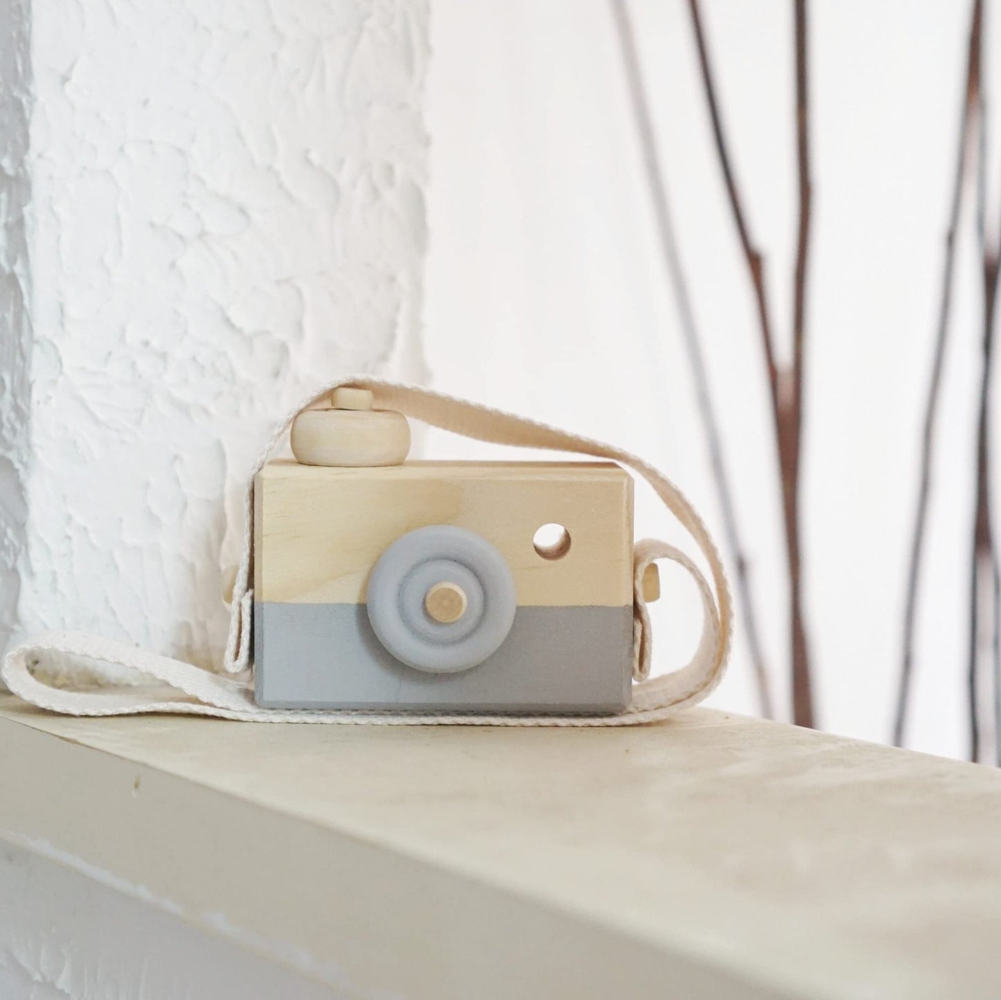 Cynzia Baby Toy Wooden Mini Camera - Gray, Neck-Hanging, Safe Paint, Portable Pretend Play Prop