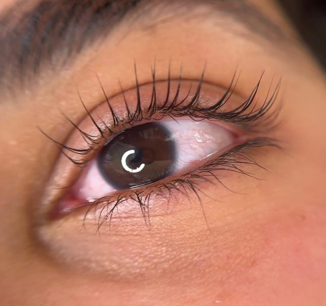 Flutter and Frame Sensitive Cysteamine Lash Lift Kit