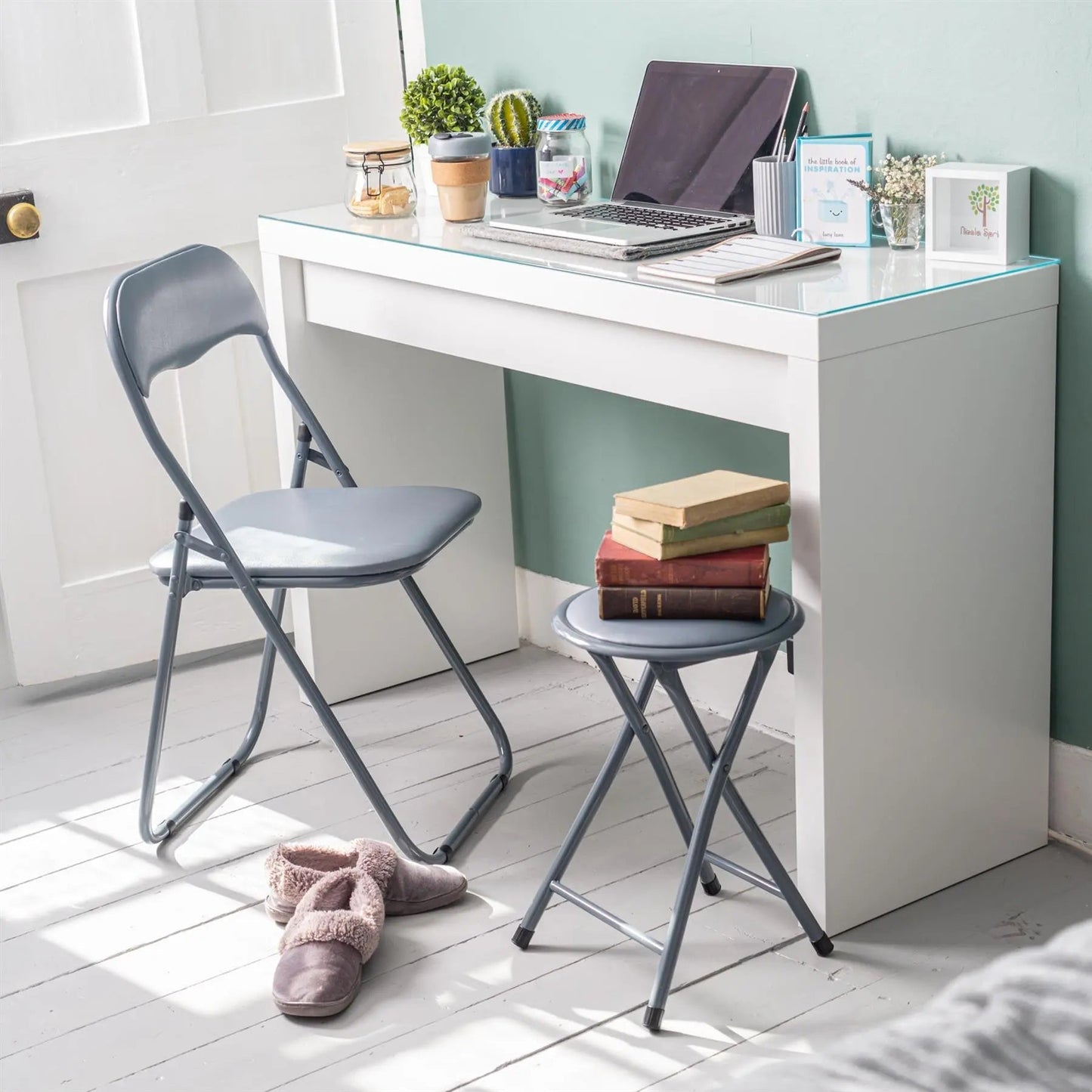 Grey Wave Grey Framed Padded Folding Chair
