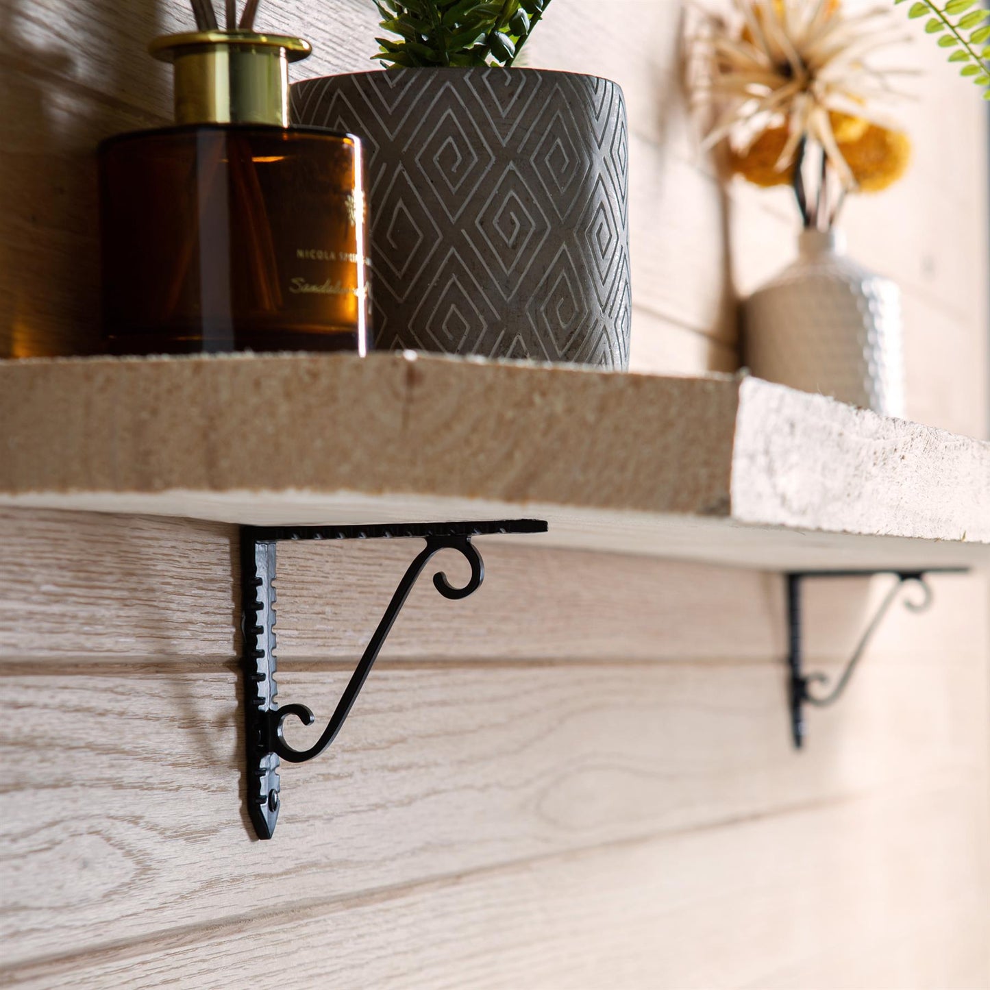 105mm Notched Scroll Iron Shelf Bracket