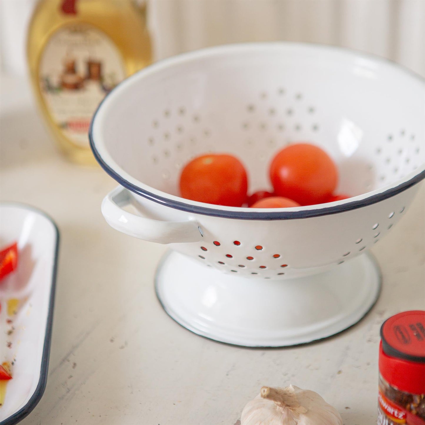 23.5cm White Enamel Colander