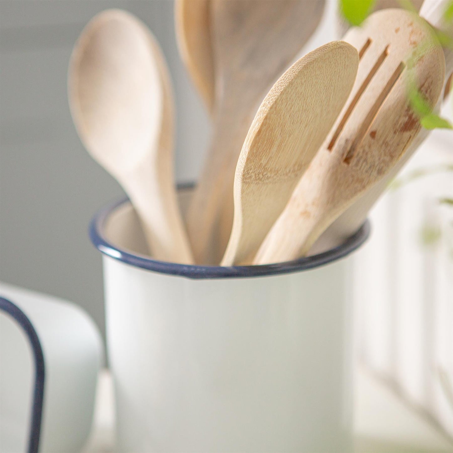 15.5cm White Enamel Utensil Holder