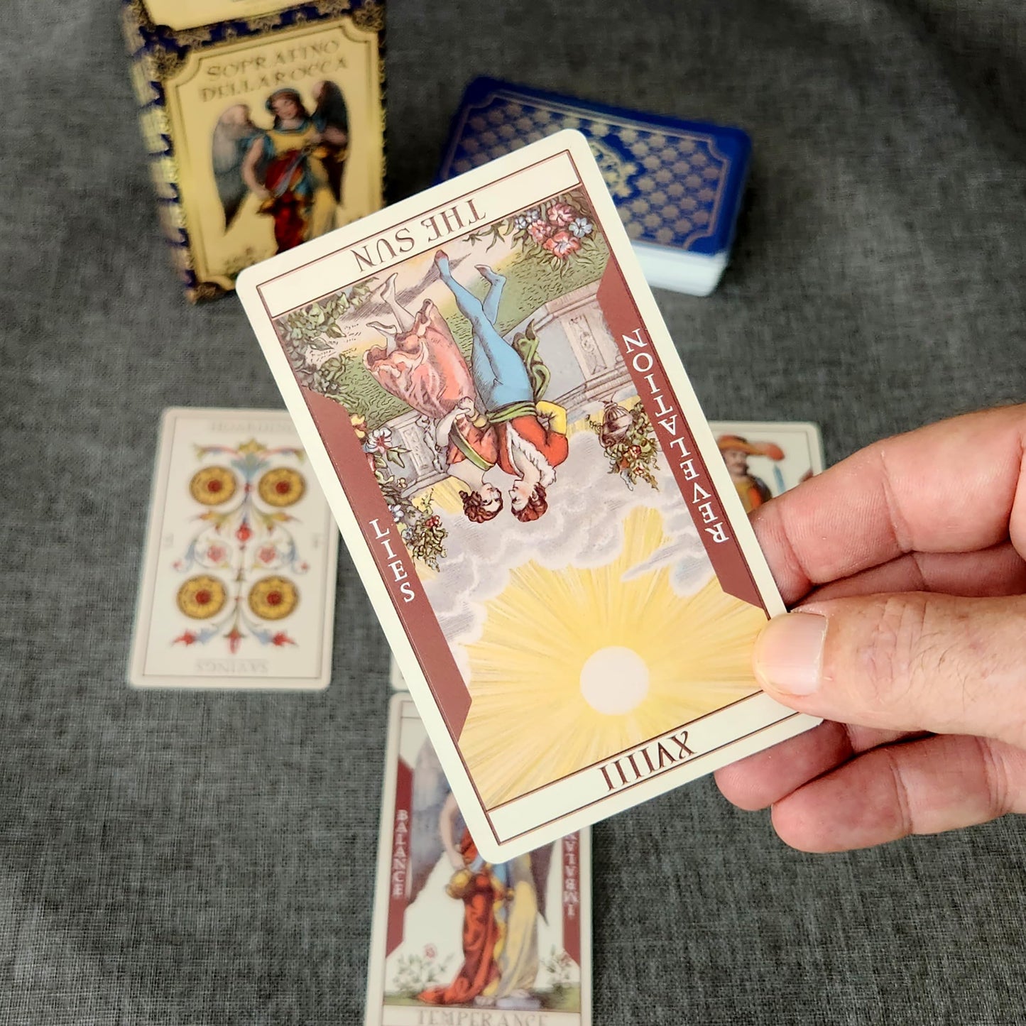 Da Brigh Soprafino Dellarocca Tarot Deck – Modern 78-Card Set