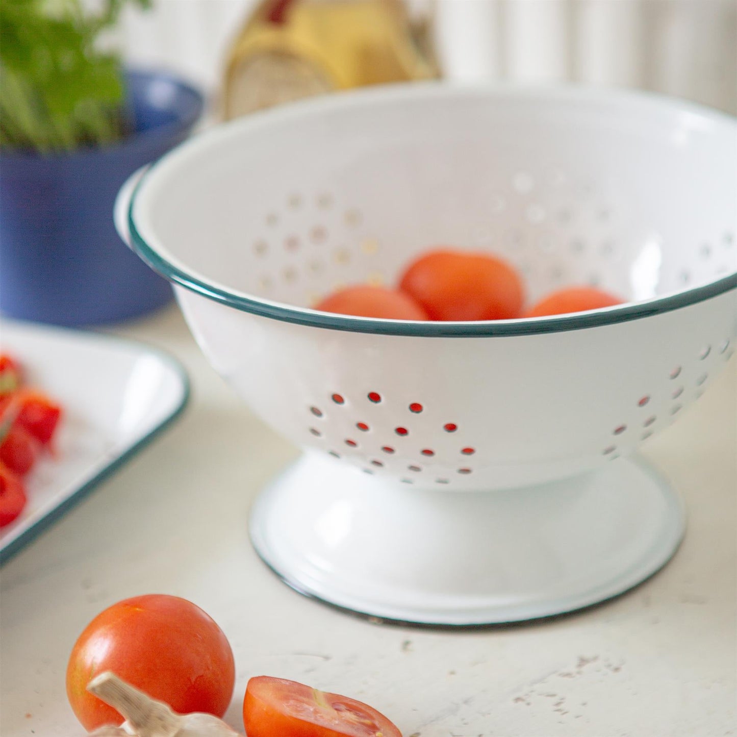 23.5cm White Enamel Colander